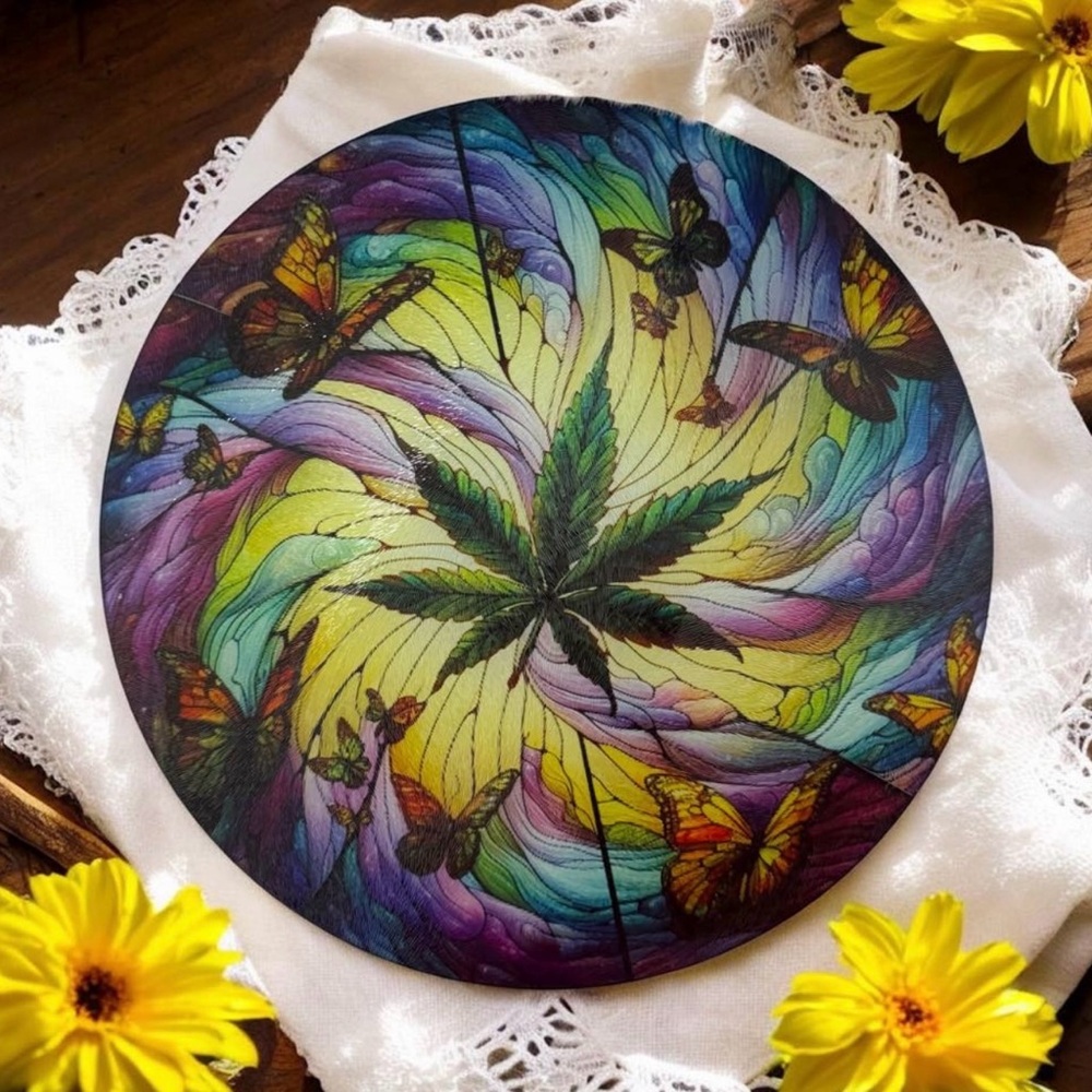 11.80 x 11.80 Butterfly Leaf Tempered Glass Cutting Board